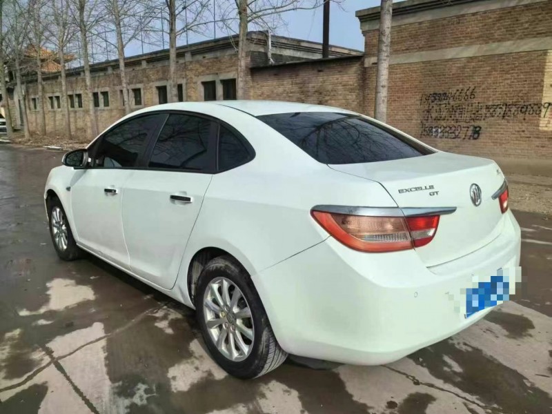 保定13年别克英朗GT4