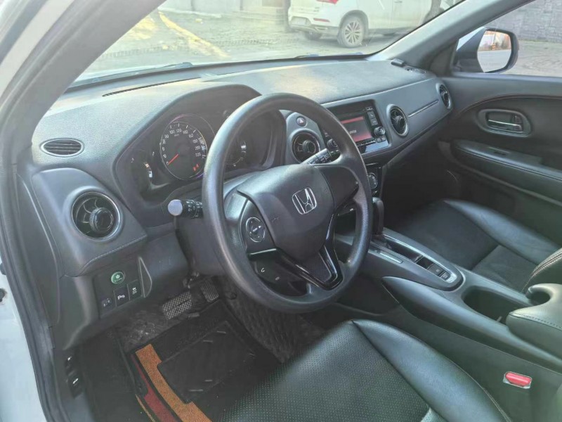 保定16年本田XRV4