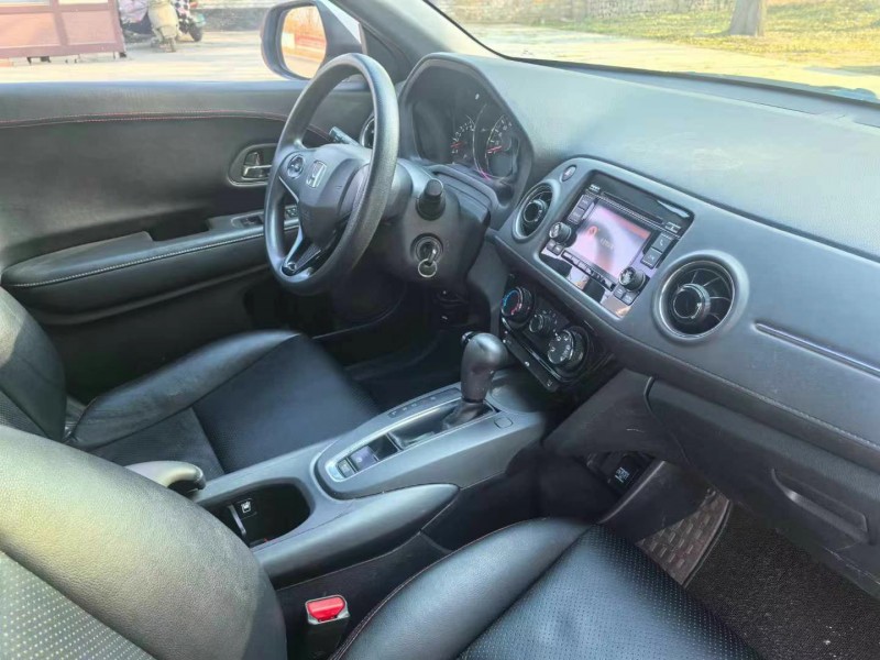 保定16年本田XRV5