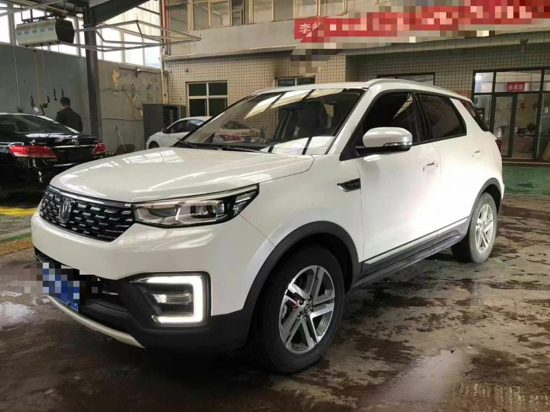 保定19年长安汽车CS552