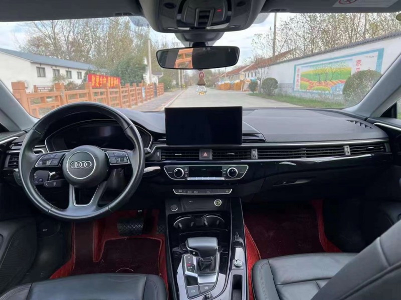 青岛21年奥迪A55