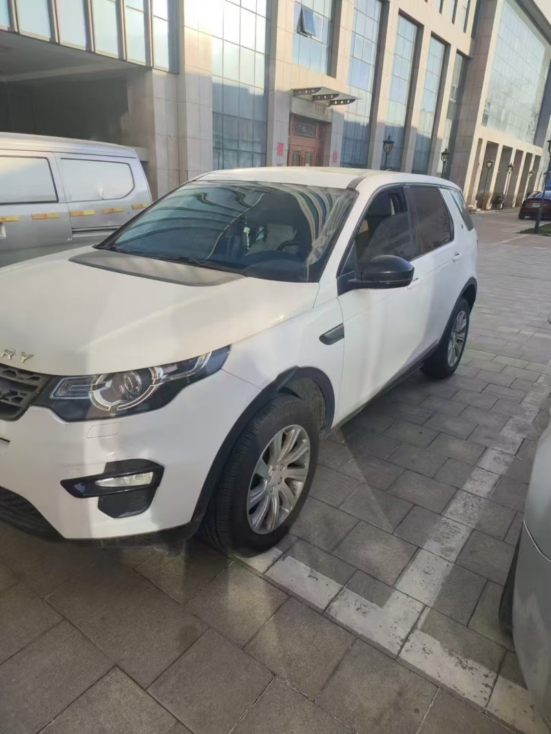 济宁19年路虎神行者1