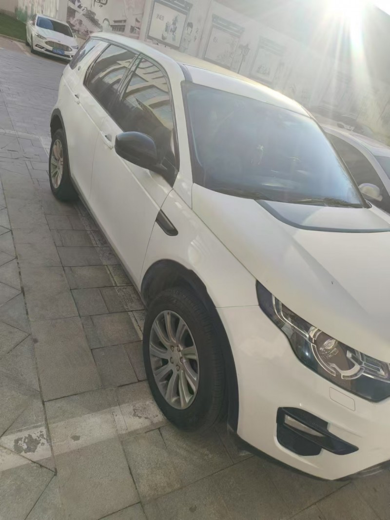 济宁19年路虎神行者2