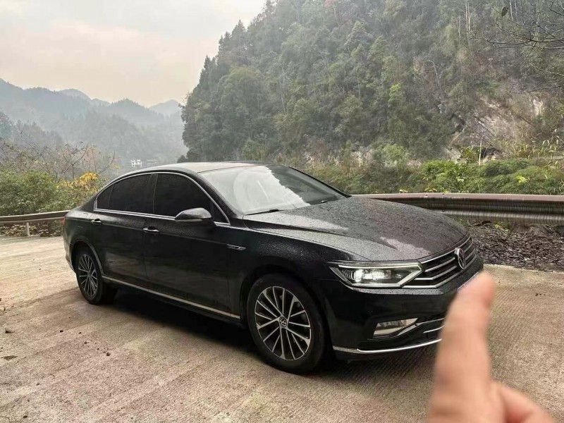 济宁20年大众迈腾4
