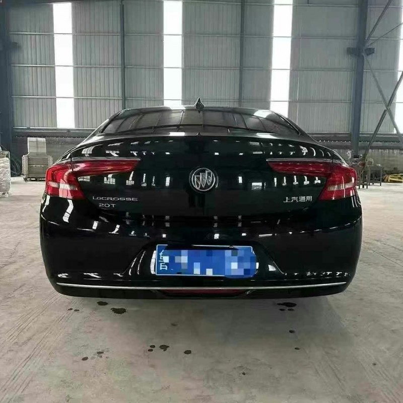 济宁16年别克君越7