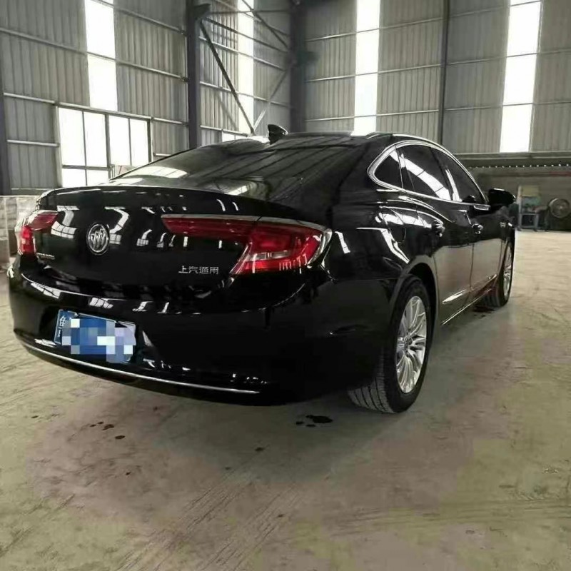 济宁16年别克君越9