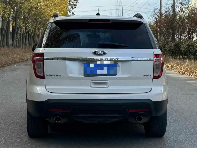 青岛15年福特探险者6