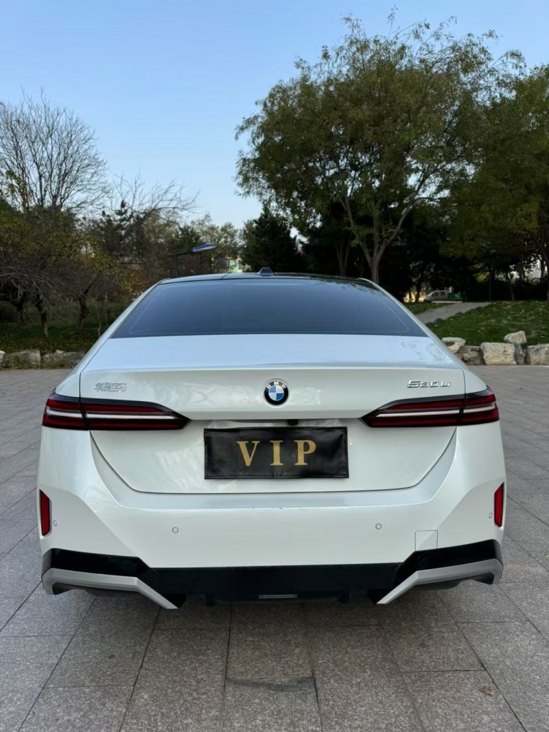 保定24年宝马5系9