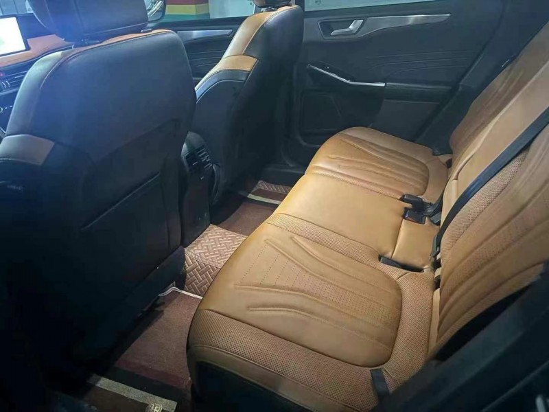 济宁20年福特锐际5