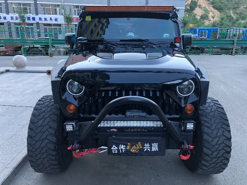 張家口11年Jeep牧馬人1