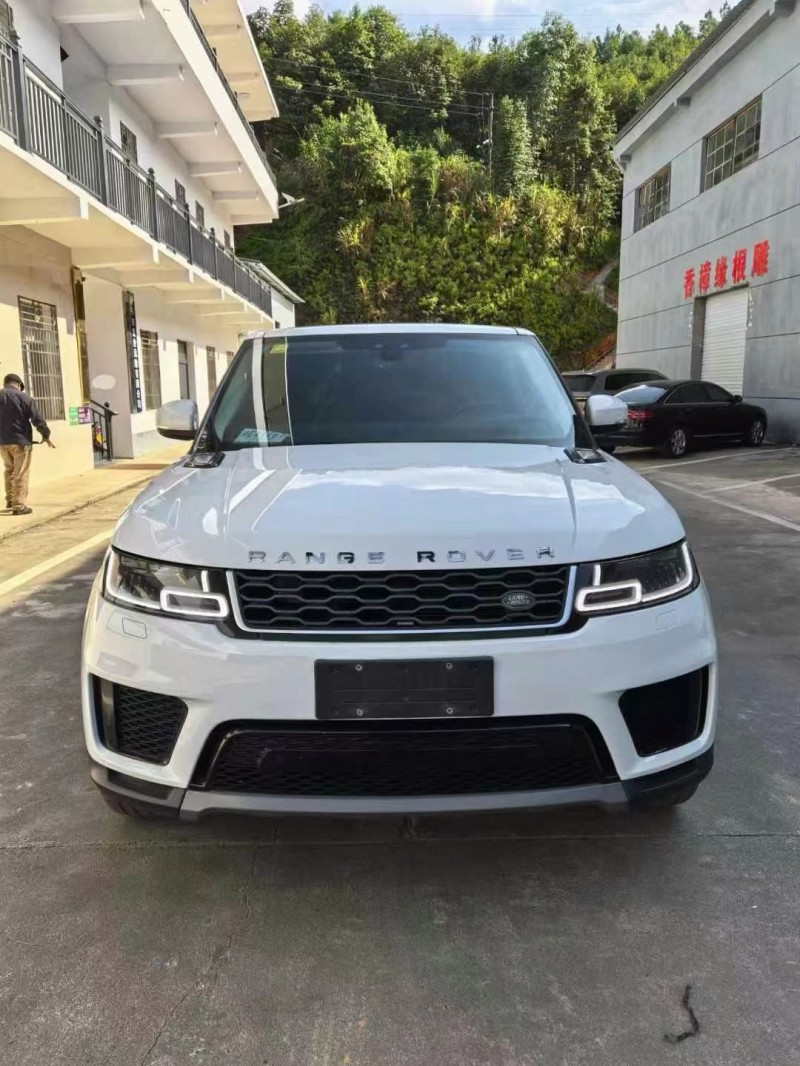 济宁19年路虎揽胜运动1