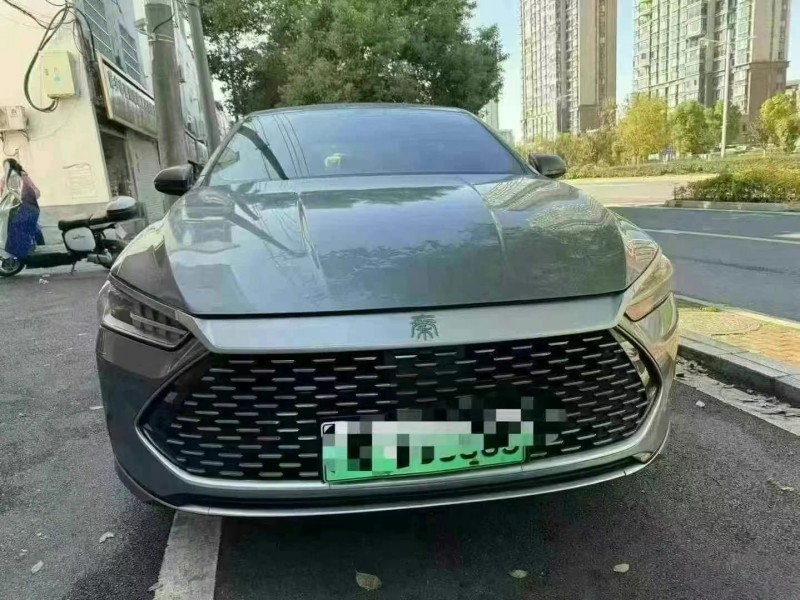 益阳21年比亚迪秦1