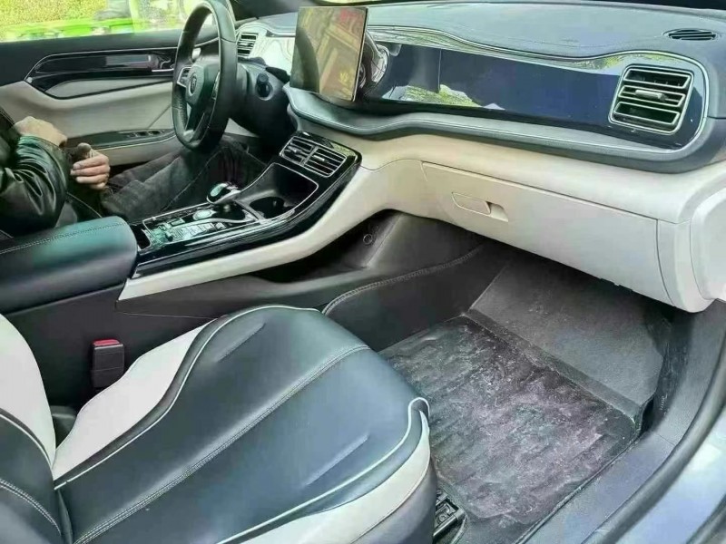 益阳21年比亚迪秦5