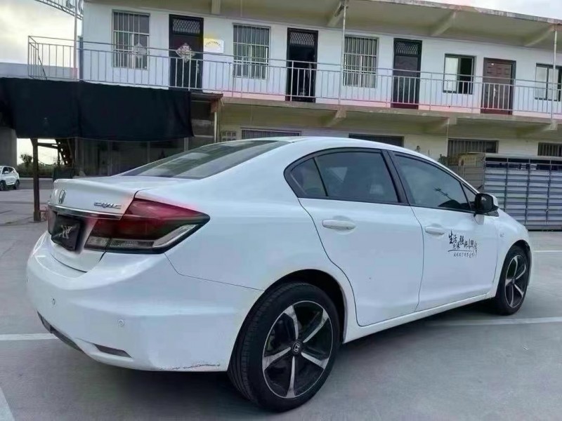 济宁15年本田思域5