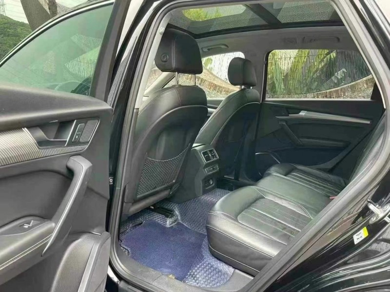 深圳20年奥迪Q56