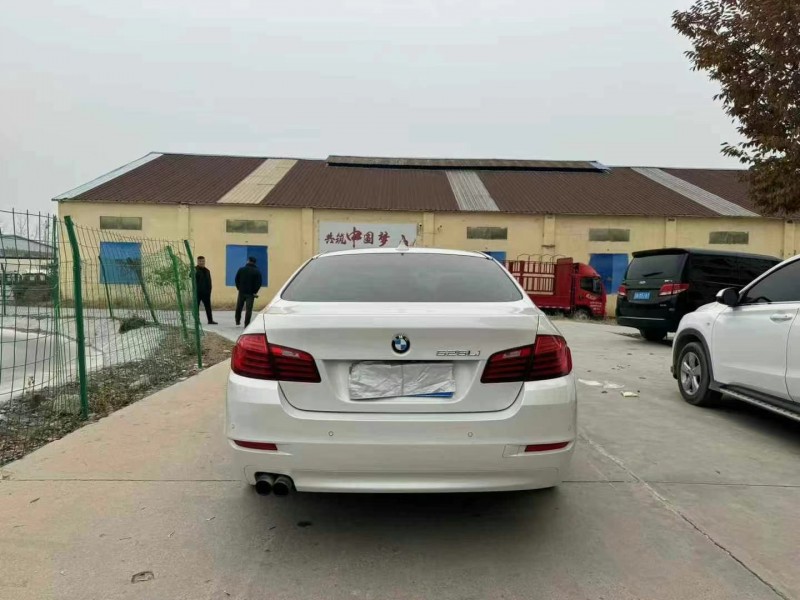 徐州17年宝马5系9