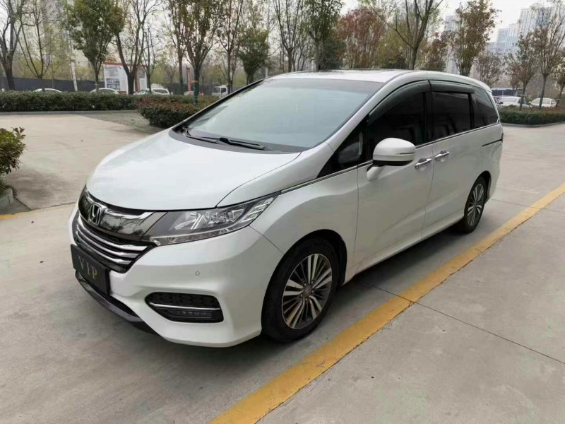 济宁19年本田奥德赛2