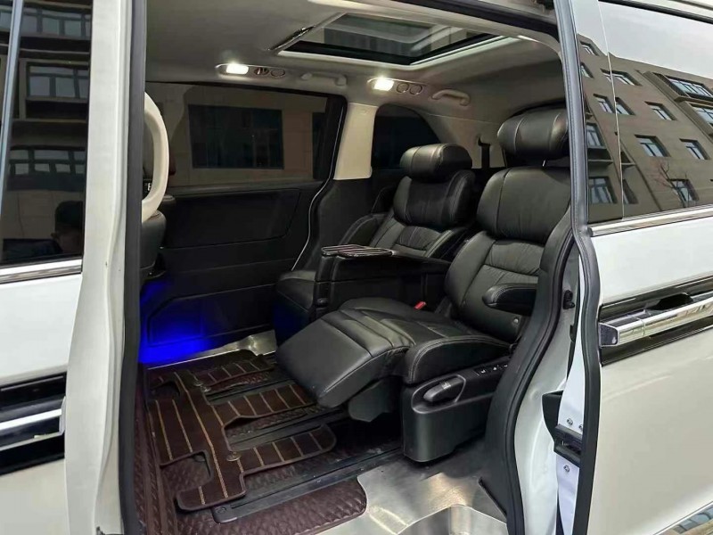 徐州20年本田艾力绅4