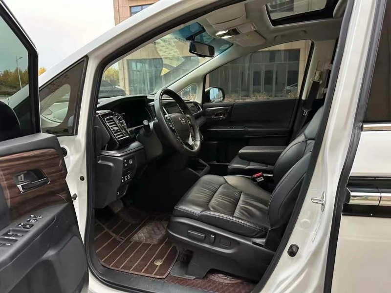 徐州20年本田艾力绅6