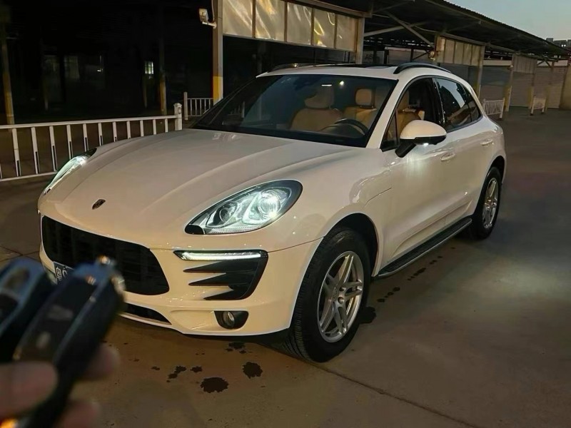 武汉17年保时捷Macan2