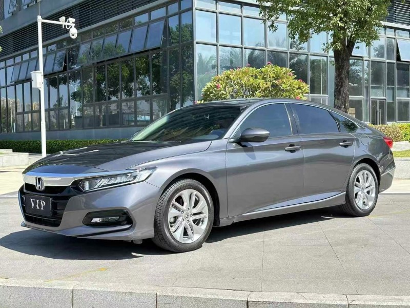 东莞21年本田雅阁2