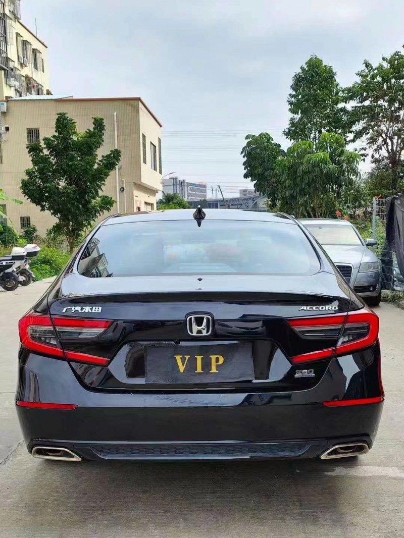 广州23年本田雅阁4