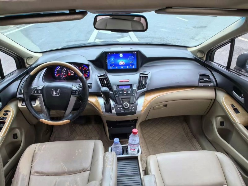 广州10年本田奥德赛8