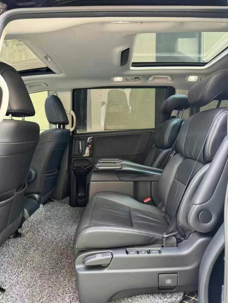 佛山19年本田艾力绅7