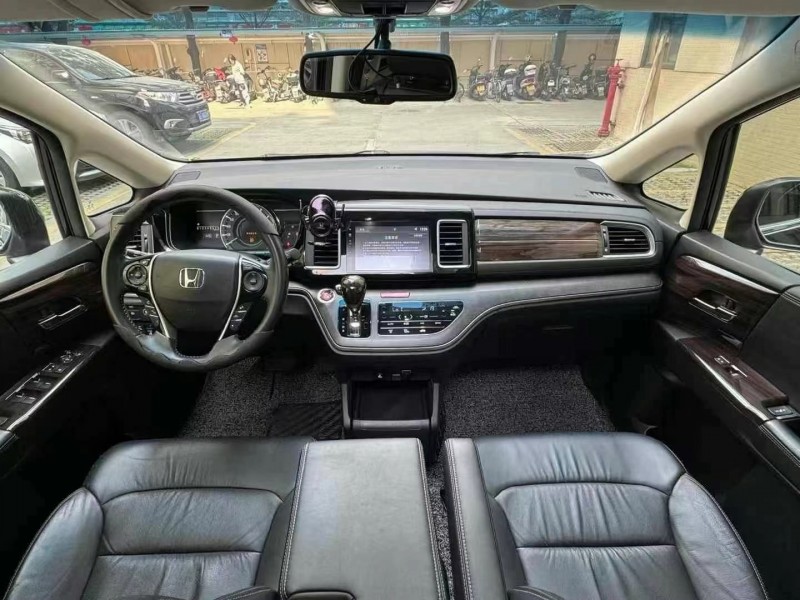 佛山19年本田艾力绅9