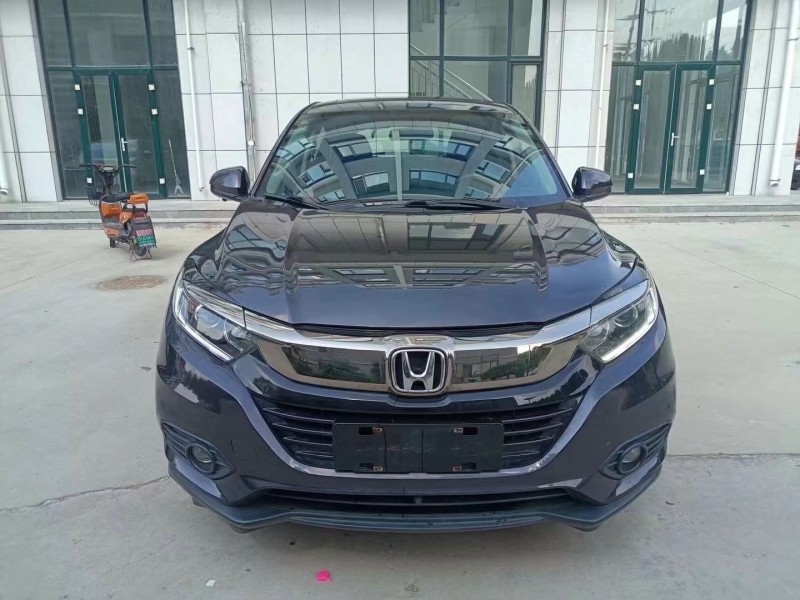 济宁21年本田缤智1