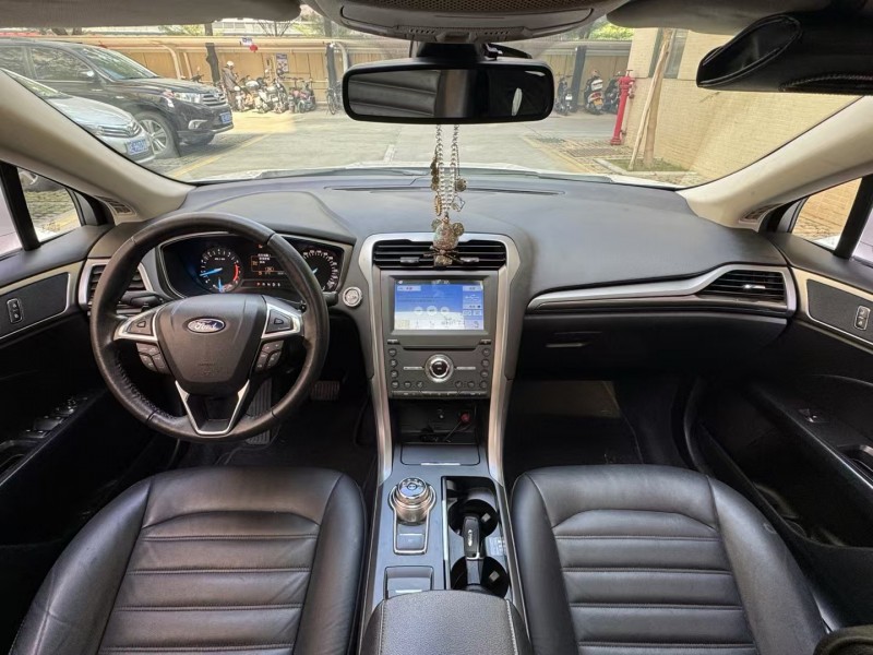 佛山17年福特蒙迪欧8