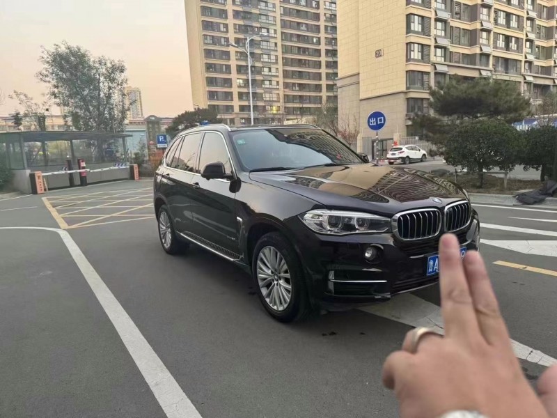 济宁17年宝马X52