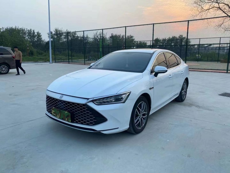 徐州23年比亚迪秦2