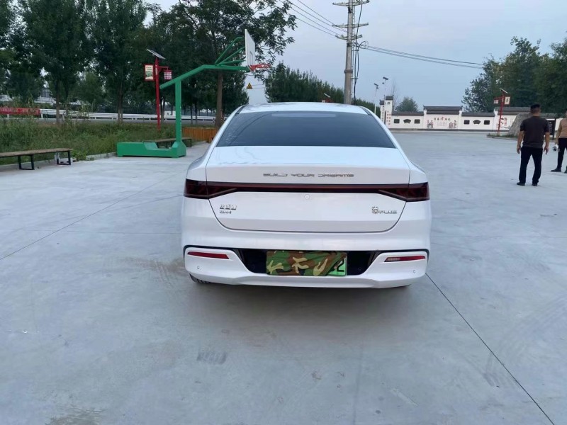 徐州23年比亚迪秦8