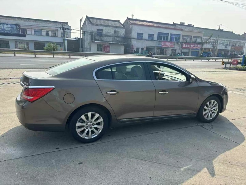 徐州14年别克君越7