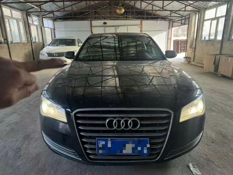 济宁14年奥迪A8L1