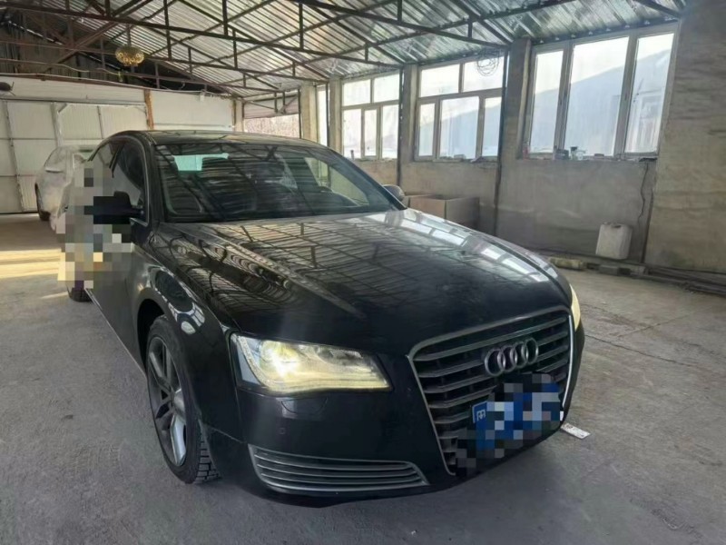 济宁14年奥迪A8L4