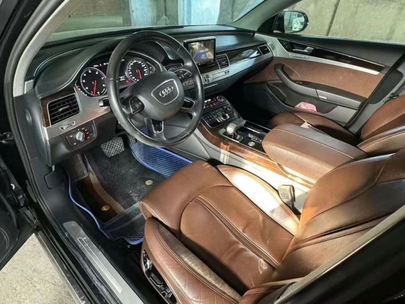 济宁14年奥迪A8L8