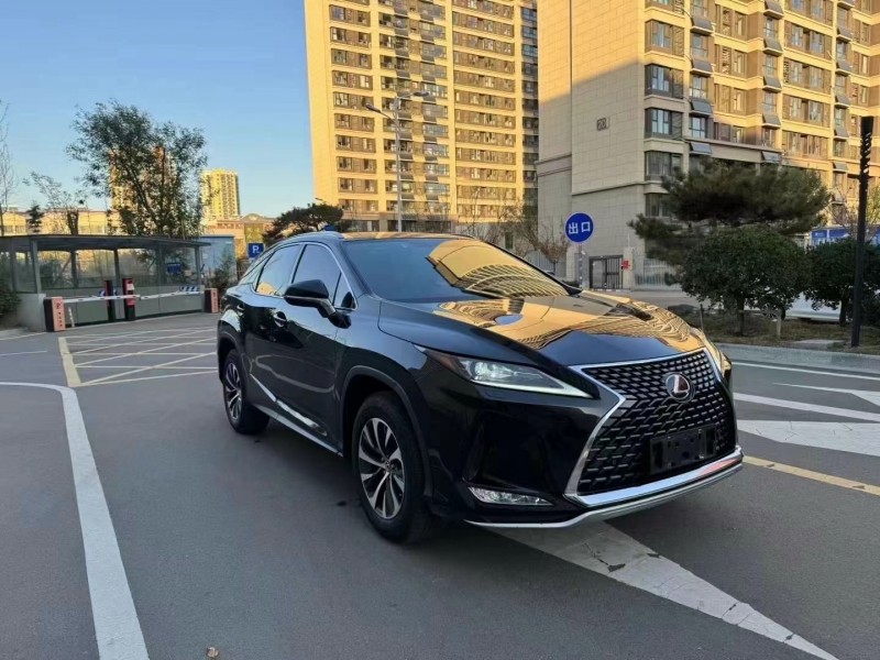 青岛20年雷克萨斯RX3
