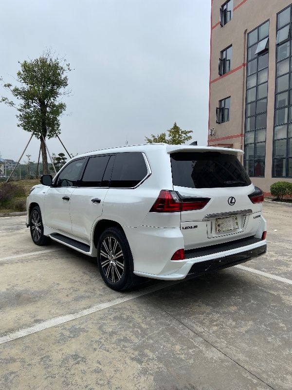 金華20年雷克薩斯LX5