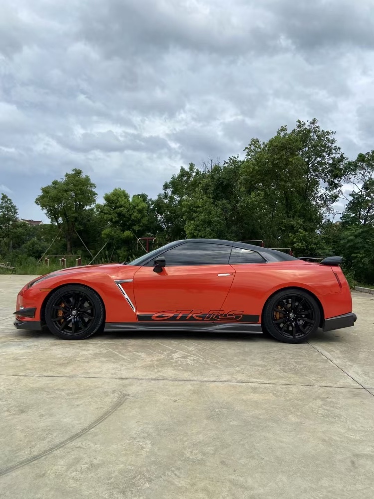 金華16年日產GT-R3