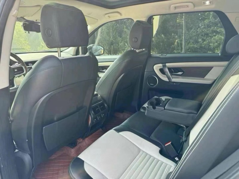 济宁21年路虎极光7