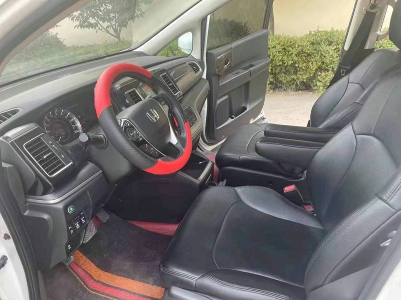 徐州18年本田艾力绅5