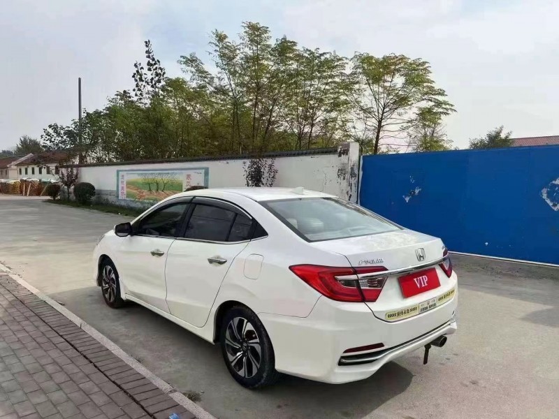 青岛17年本田凌派8