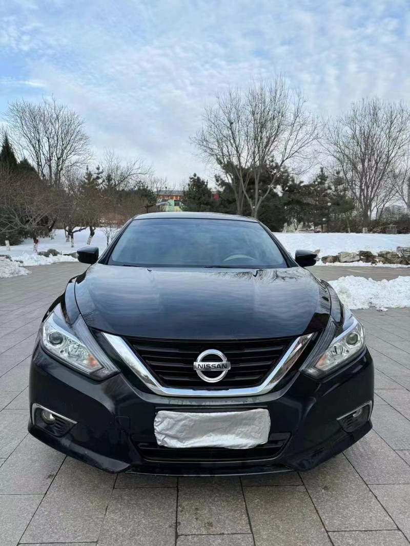 邢臺18年日產天籟1