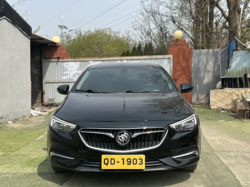 青岛20年别克君威1