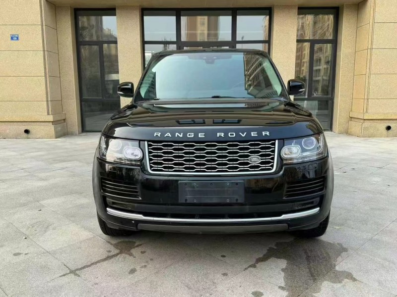 青岛18年路虎揽胜行政1