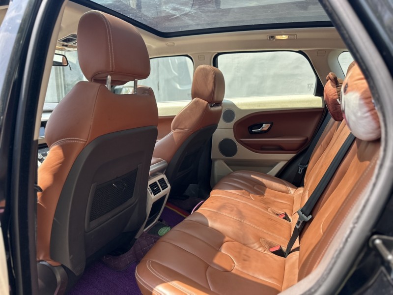 青岛14年路虎极光4