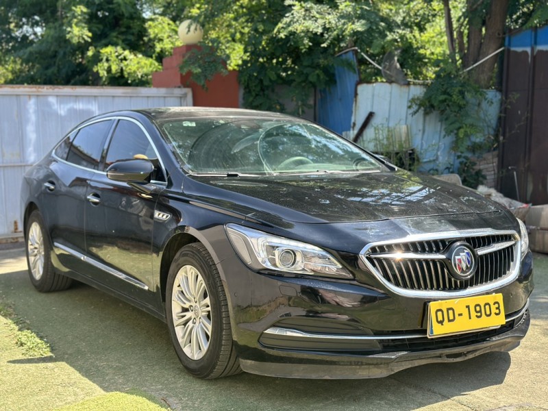 青岛17年别克君越3