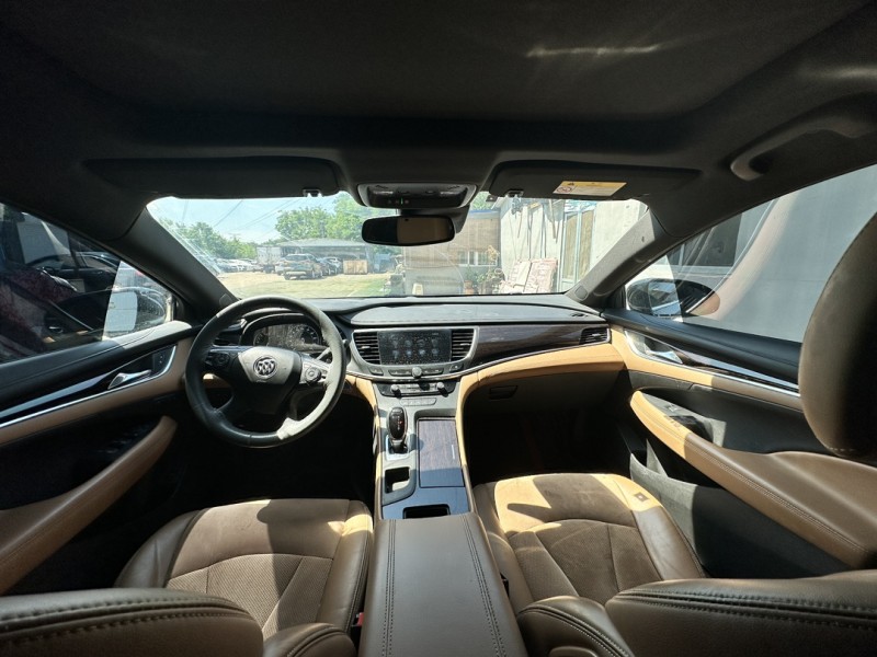 青岛17年别克君越6